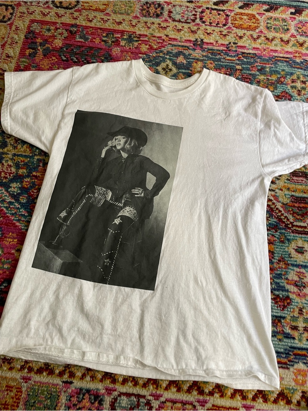 Beyonce - COWBOY CARTER official website shirt.🖤🕶️👑